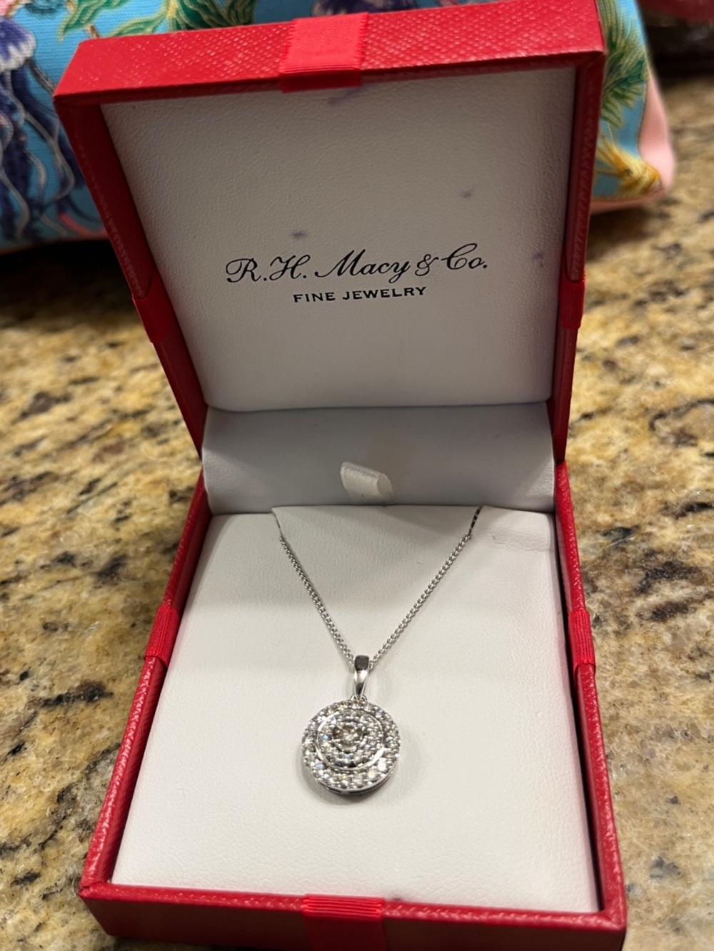 NWT Macy’s Fine Jewelry White Gold Diamond Halo Pendant Necklace
